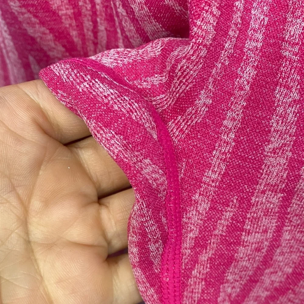 NVGTN Fuchsia Zebra Seamless Leggings - Size Small - Picture 9 of 13